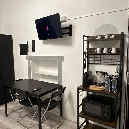 Bocconi 1 Apartment *