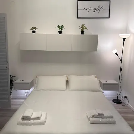 Bocconi 1 * Milan
